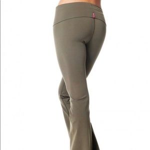 Hardtail yoga pants